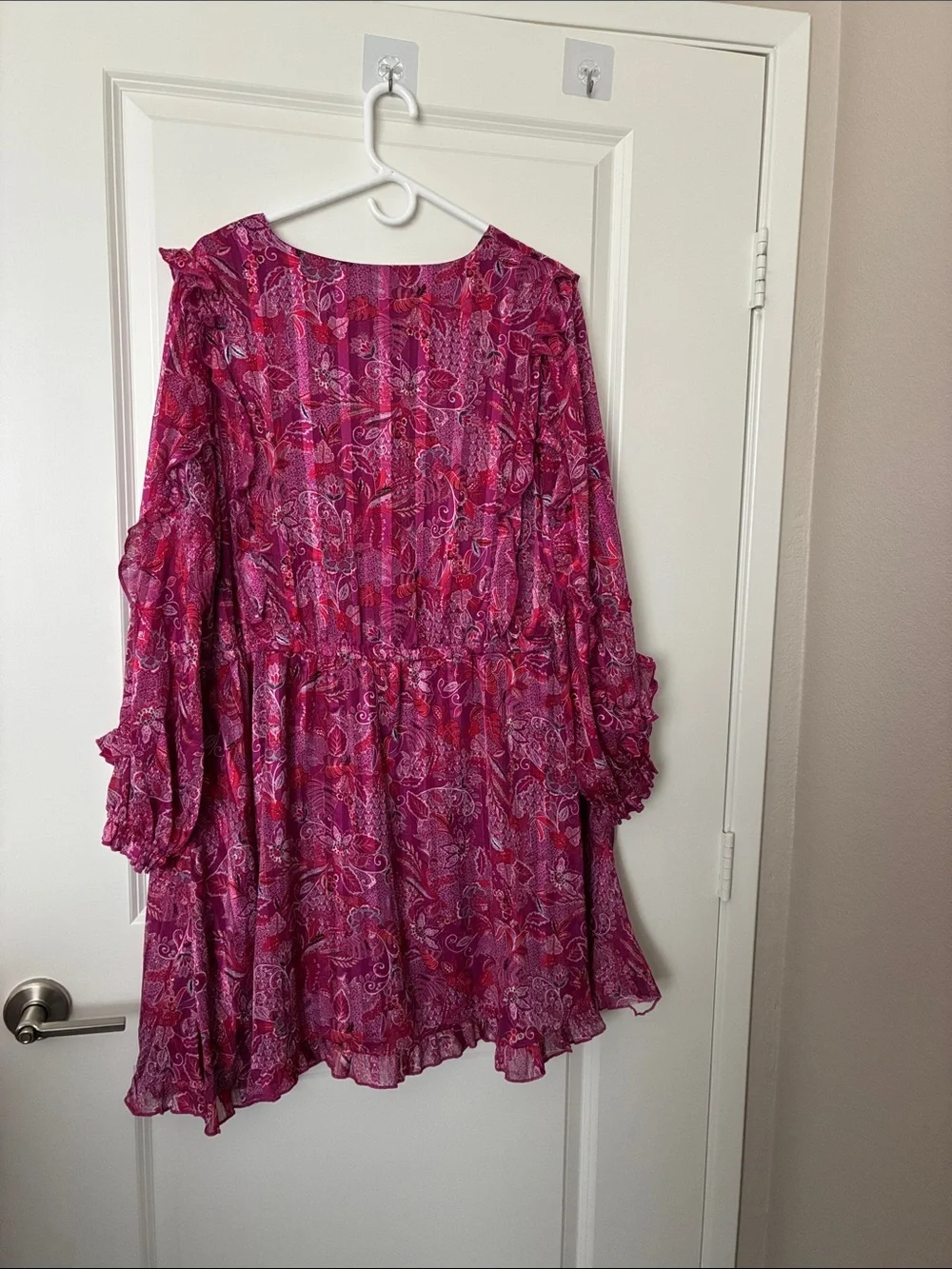 Vibrant Silky Ruffle Flirty Pink Maroon Paisley V-Neck Elastic Waist Dress - Picture 2 of 10